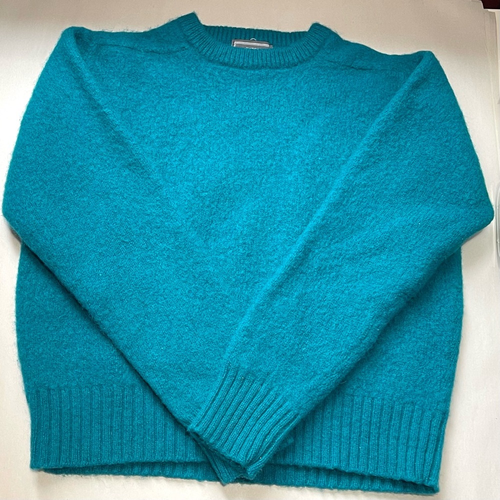 EATON Vintage Women’s Turquoise 100% Wool Crew Neck Sweater